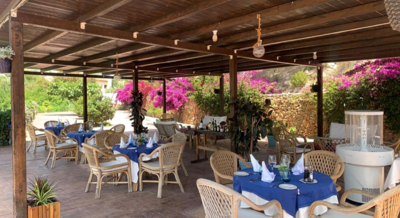 Hotel Restaurant Baladrar بينيسا المظهر الخارجي الصورة