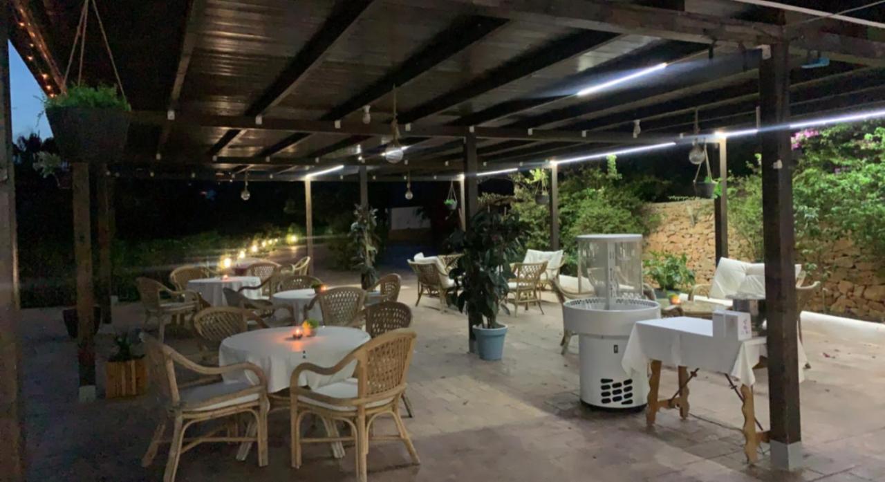 Hotel Restaurant Baladrar بينيسا المظهر الخارجي الصورة